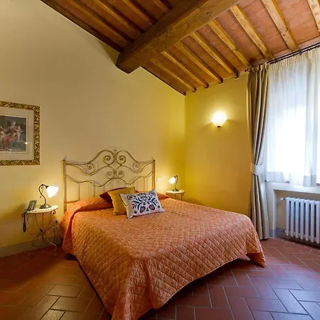 Tenuta Di Sticciano Farm stay Certaldo