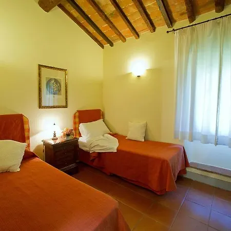Tenuta Di Sticciano Фермерский дом